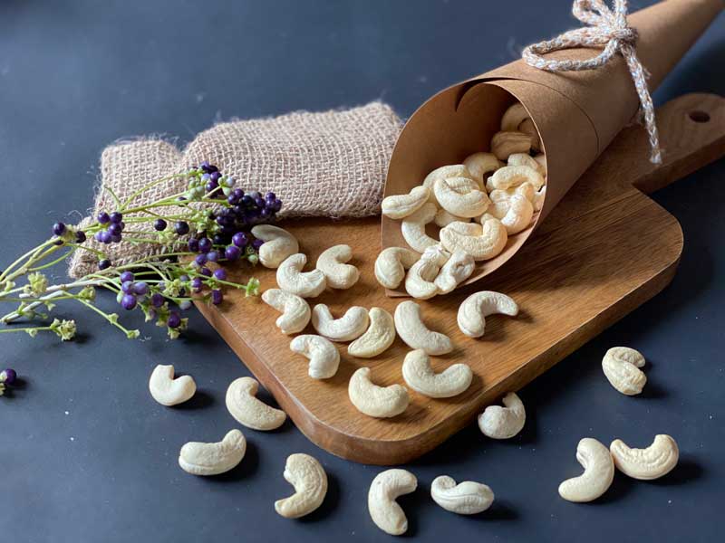 Orgenik: Shop Whole Natural Cashew Nuts (Kaju) from the brand Orgenik