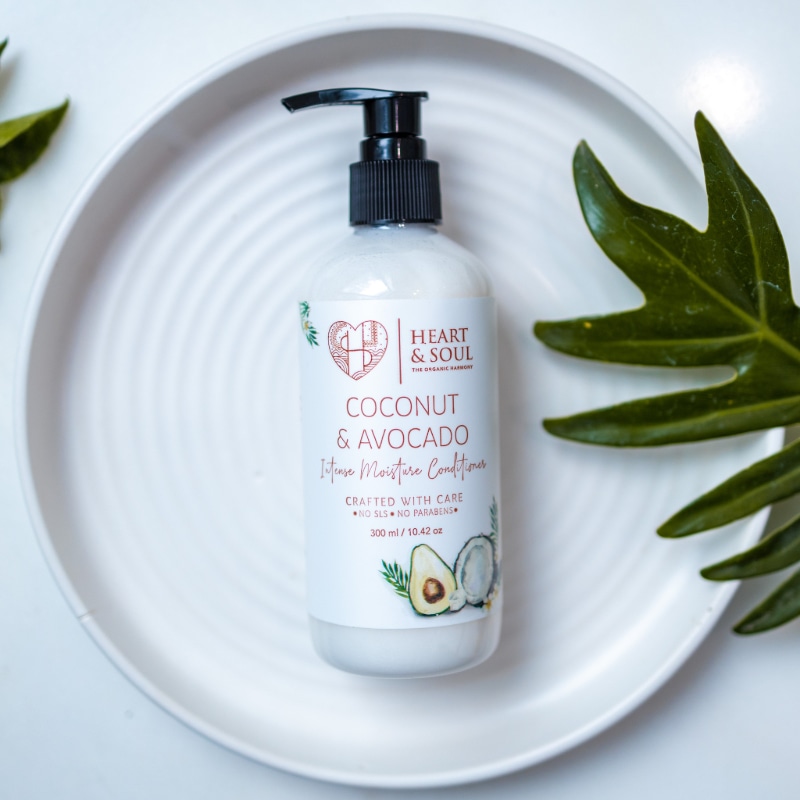 Orgenik: Coconut and Avocado Intense Moisture Conditioner from brand heart & soul